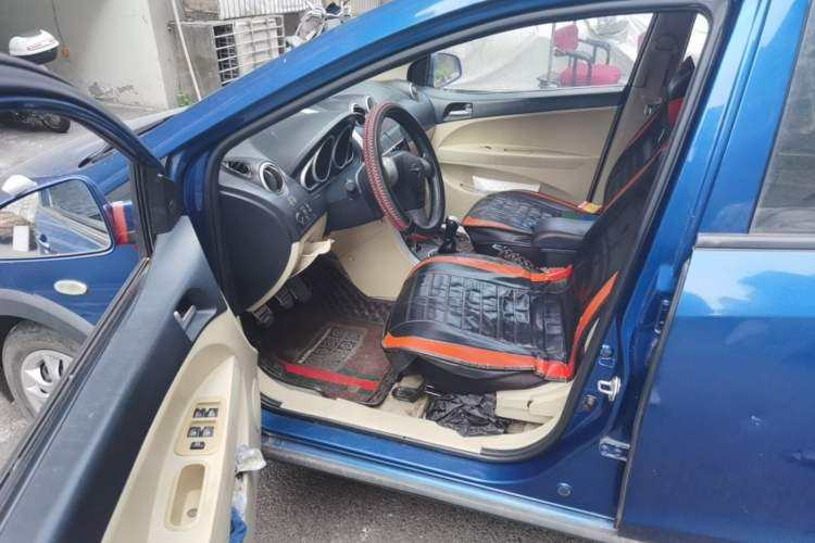 Used Haima Qubit 2013 1.3L Manual Cool Edition Driver Seat