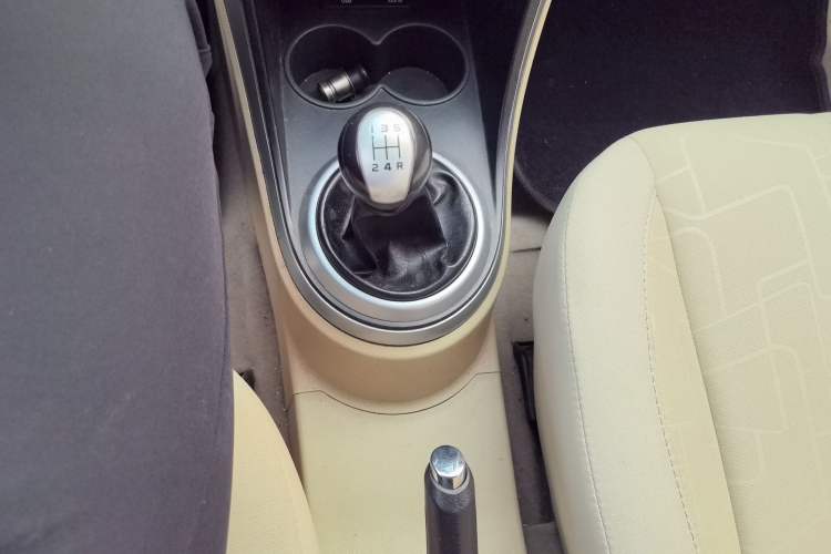 Used Haima Qubit 2013 1.3L Manual Lingyue Edition Gear Lever