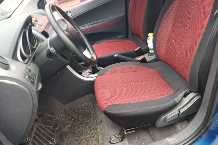 Used Haima Qubit 2013 1.3L Manual Cool Edition Left Front Seat