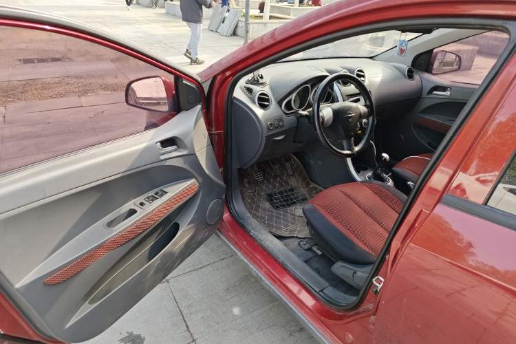 Used Haima Qubit 2013 1.3L Manual Cool Edition Driver Seat
