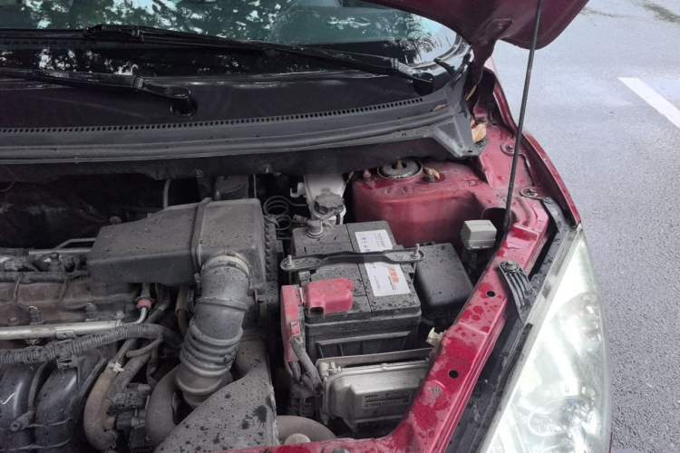 Used Haima Qubit 2013 1.5L AMT Dynamic Edition Engine Bay Left