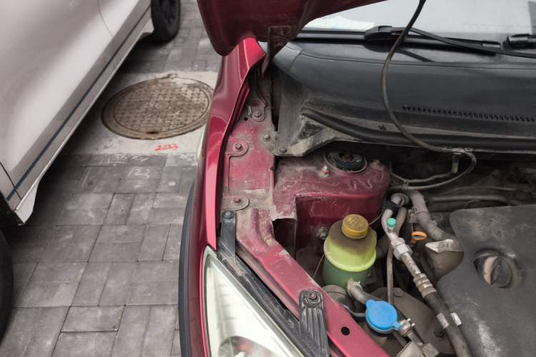 Used Haima Qubit 2013 1.3L Manual Cool Edition Engine Bay Right