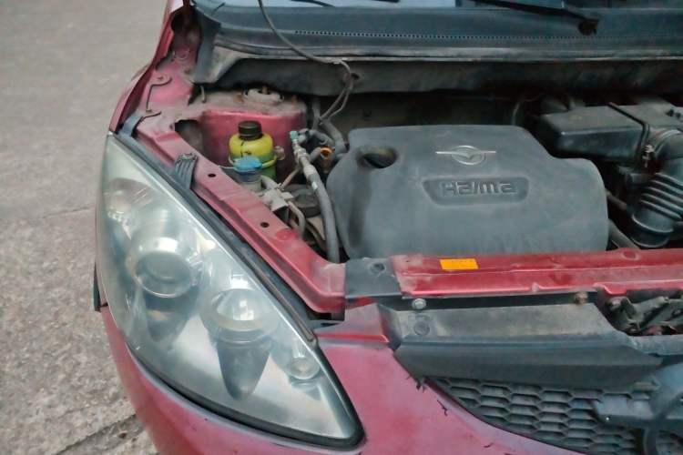 Used Haima Qubit 2013 1.3L Manual Cool Edition Engine Bay Right