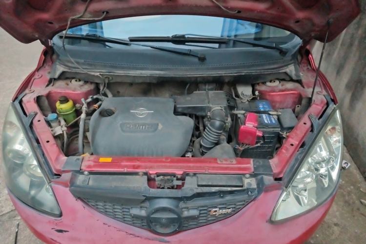 Used Haima Qubit 2013 1.3L Manual Cool Edition Engine Bay