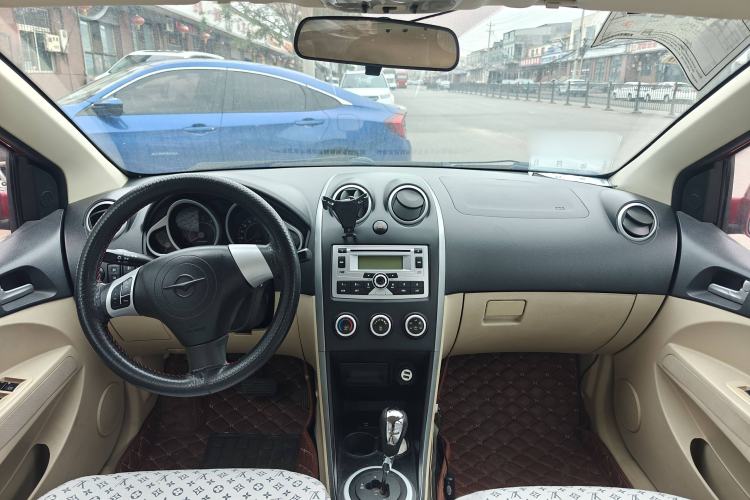 Used Haima Qubit 2013 1.5L AMT Dynamic Edition Interior 1