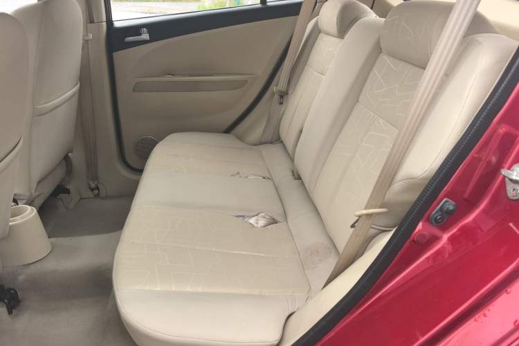 Used Haima Qubit 2013 1.5L AMT Dynamic Edition Interior 1