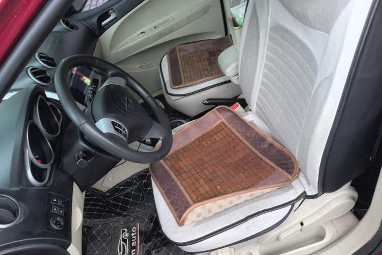 Used Haima Qubit 2013 1.5L AMT Dynamic Edition Left Front Seat
