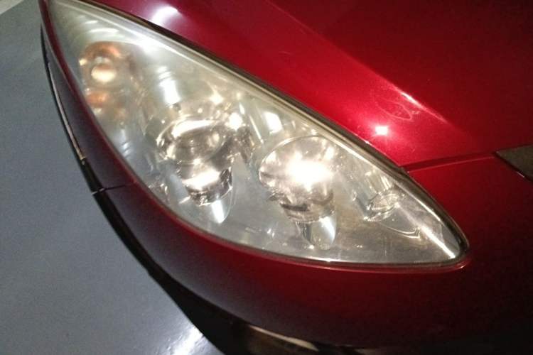 Used Haima Qubit 2013 1.3L Manual Cool Edition Right Front Headlight