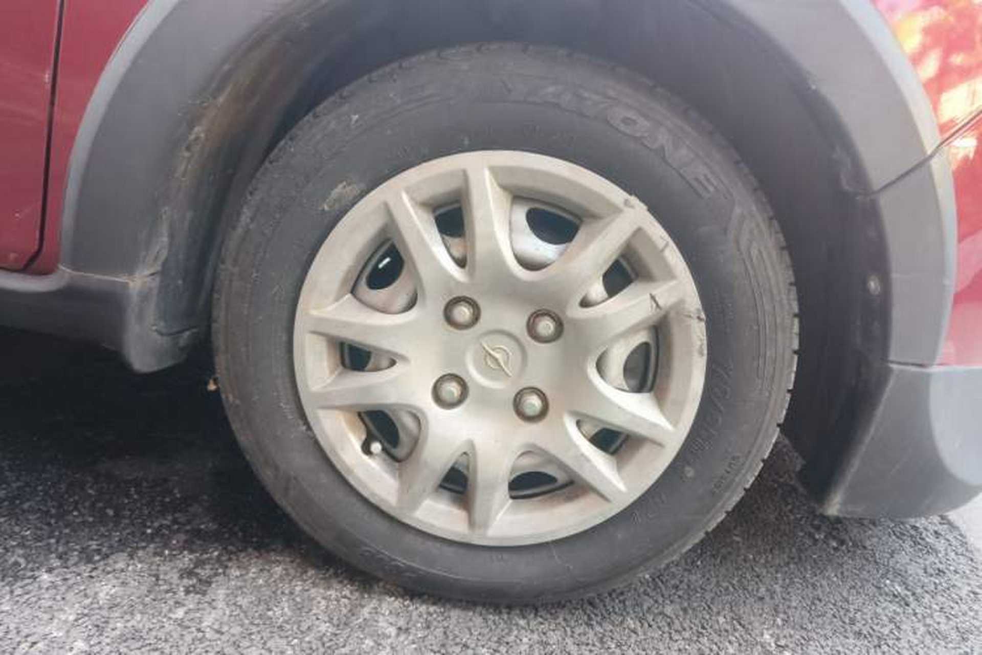 Used Haima Qubit 2013 1.3L Manual Cool Edition Right Front Wheel Hub