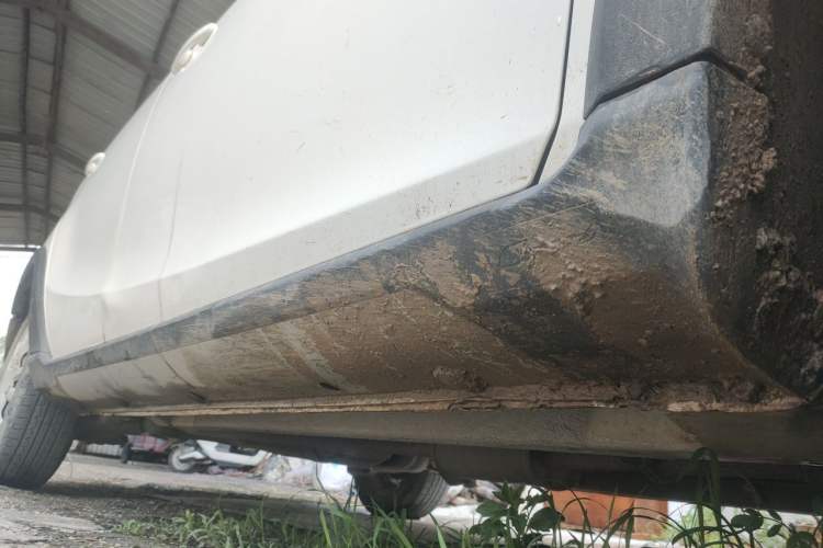 Used Haima Qubit 2013 1.3L Manual Cool Edition Chassis Front Right