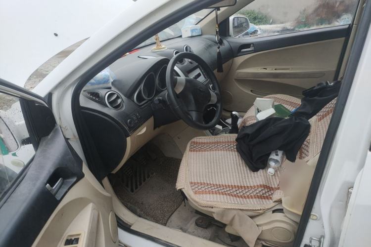 Used Haima Qubit 2013 1.3L Manual Cool Edition Driver Seat
