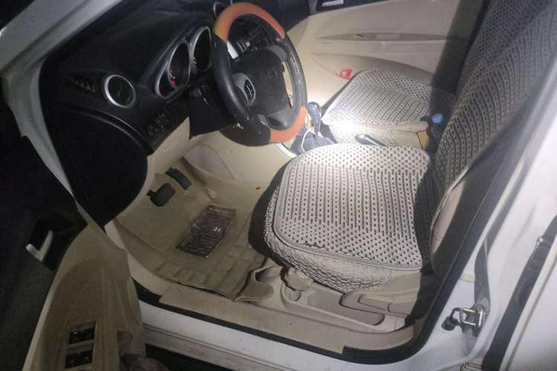 Used Haima Qubit 2013 1.5L AMT Dynamic Edition Driver Seat