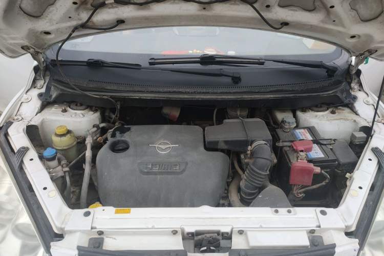 Used Haima Qubit 2013 1.3L Manual Cool Edition Engine Bay