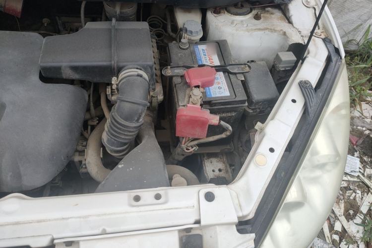 Used Haima Qubit 2013 1.3L Manual Cool Edition Engine Bay Left
