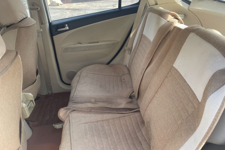 Used Haima Qubit 2013 1.3L Manual Cool Edition Interior 1