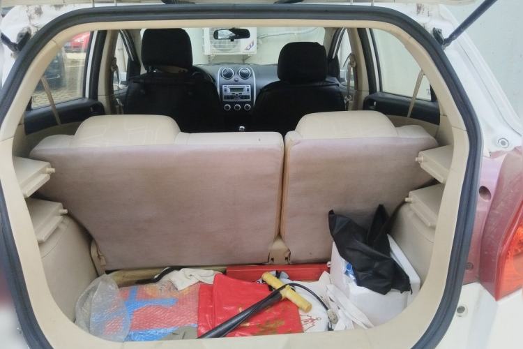 Used Haima Qubit 2013 1.5L AMT Dynamic Edition Trunk
