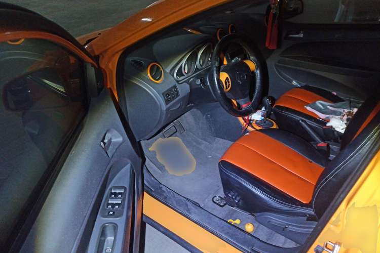 Used Haima Qubit 2015 1.5L AMT Qingyue Edition Driver Seat