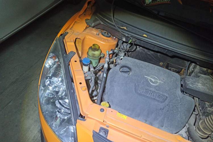 Used Haima Qubit 2015 1.5L AMT Qingyue Edition Engine Bay Right