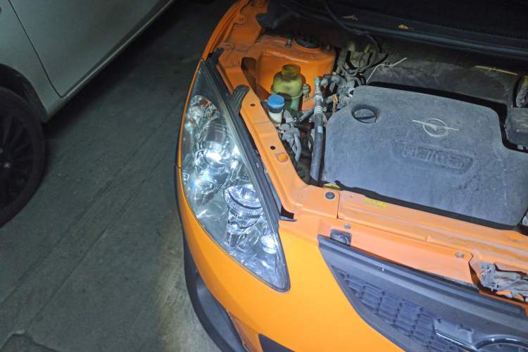 Used Haima Qubit 2015 1.5L AMT Qingyue Edition Right Front Headlight