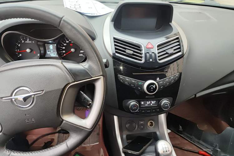 Used Haima S5 2014 1.6L Manual ZhiZun Version Audio And AC Panel