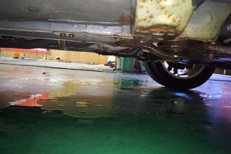 Used Haima S5 2014 1.6L Manual ZhiZun Version Chassis Front Right