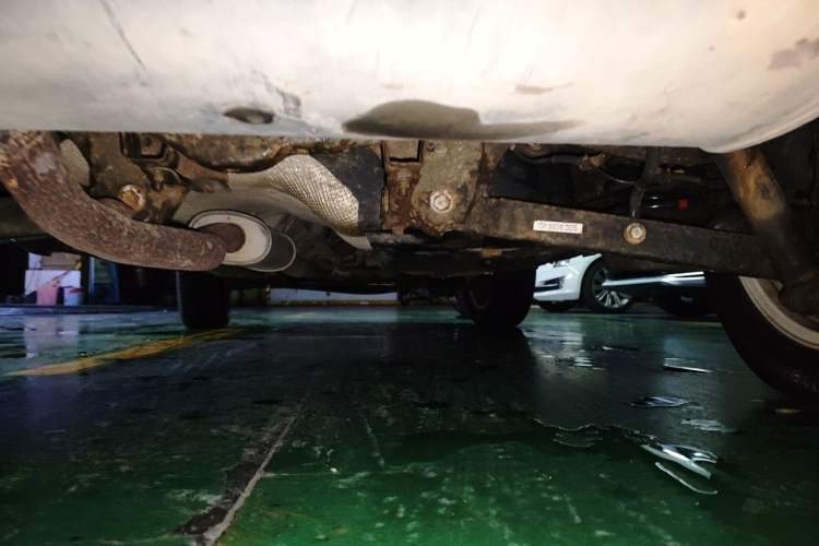 Used Haima S5 2014 1.6L Manual ZhiZun Version Chassis Rear