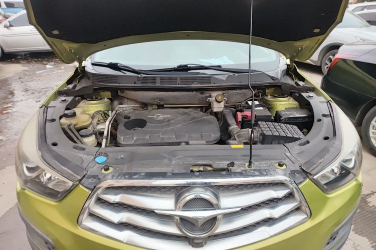 Used Haima S5 2014 1.6L Manual ZhiZun Version Engine Bay