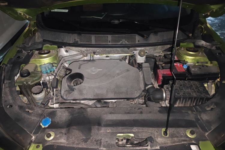 Used Haima S5 2014 1.6L Manual ZhiZun Version Engine Bay