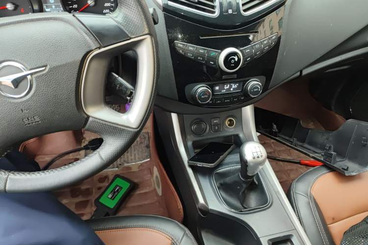 Used Haima S5 2014 1.6L Manual ZhiZun Version Gear Lever