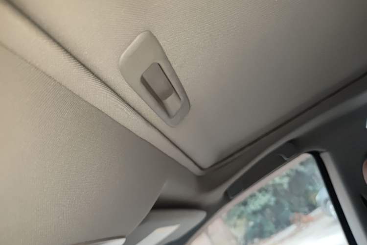 Used Haima S5 2014 1.6L Manual ZhiZun Version Headliner