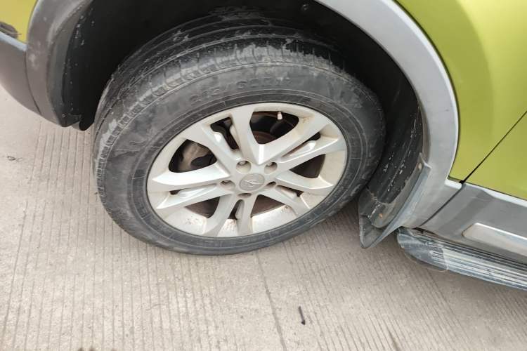 Used Haima S5 2014 1.6L Manual ZhiZun Version Left Front Wheel Hub