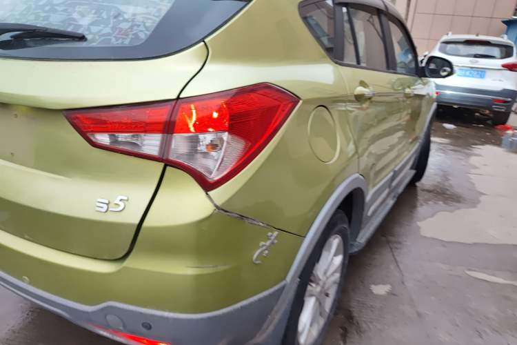 Used Haima S5 2014 1.6L Manual ZhiZun Version Right Rear Taillight