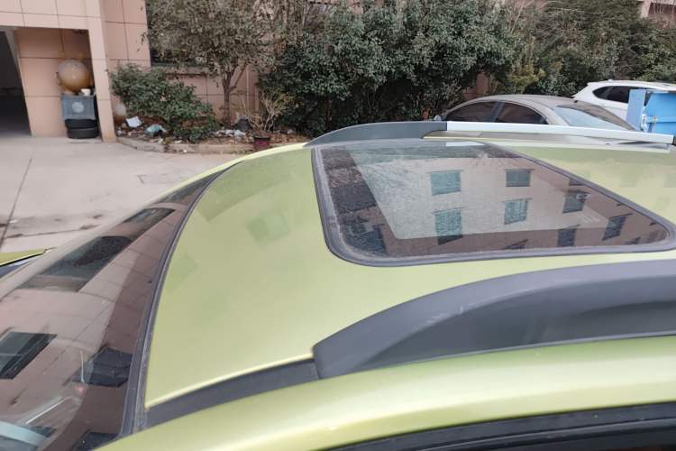 Used Haima S5 2014 1.6L Manual ZhiZun Version Roof