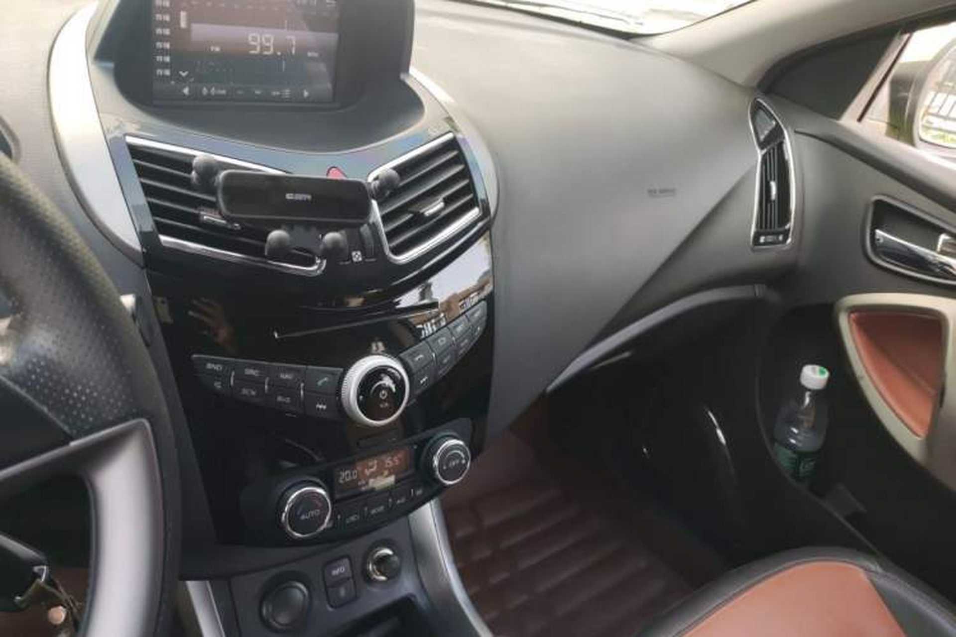 Used Haima S5 2014 1.6L Manual ZhiZun Version Audio And AC Panel