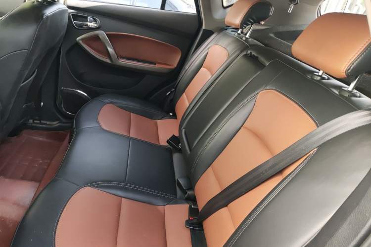 Used Haima S5 2014 1.6L Manual ZhiZun Version Left Rear Seat