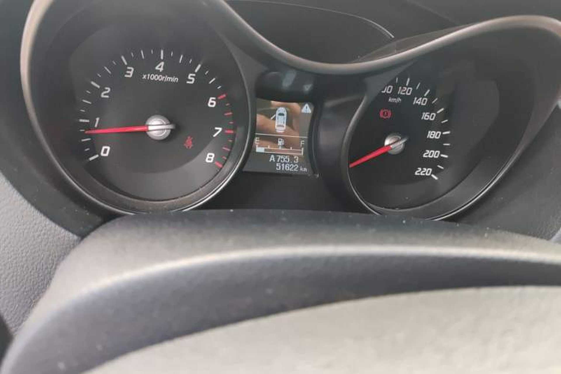 Used Haima S5 2014 1.6L Manual ZhiZun Version Odometer Close Up