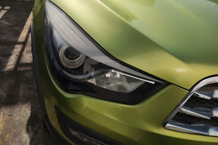 Used Haima S5 2014 1.6L Manual ZhiZun Version Right Front Headlight