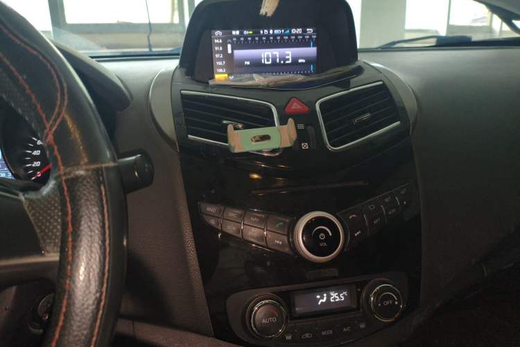Used Haima S5 2014 1.6L Manual ZhiLe Model Audio And AC Panel