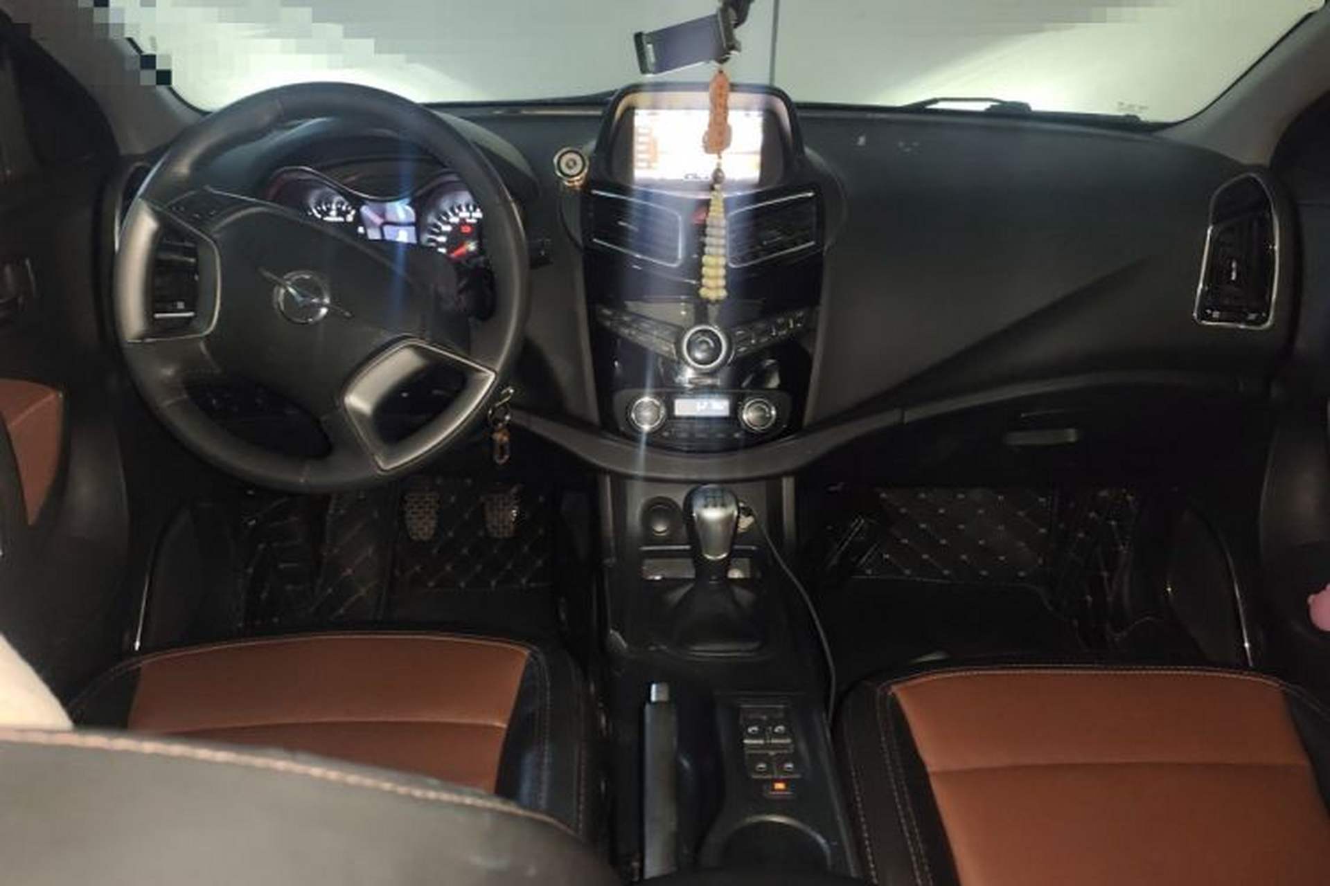 Used Haima S5 2014 1.6L Manual ZhiZun Version Center Console