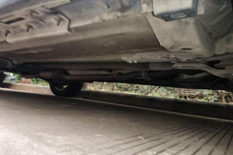 Used Haima S5 2014 1.6L Manual ZhiZun Version Chassis Front Right