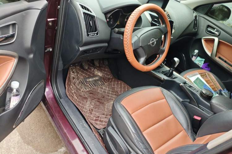 Used Haima S5 2014 1.6L Manual ZhiLe Model Driver Seat