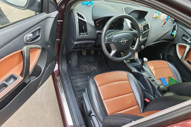 Used Haima S5 2014 1.6L Manual ZhiZun Version Driver Seat