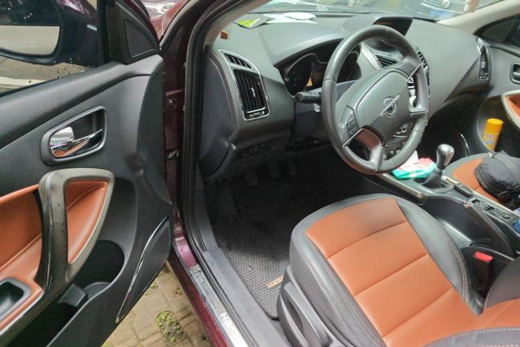 Used Haima S5 2014 1.6L Manual ZhiZun Version Driver Seat