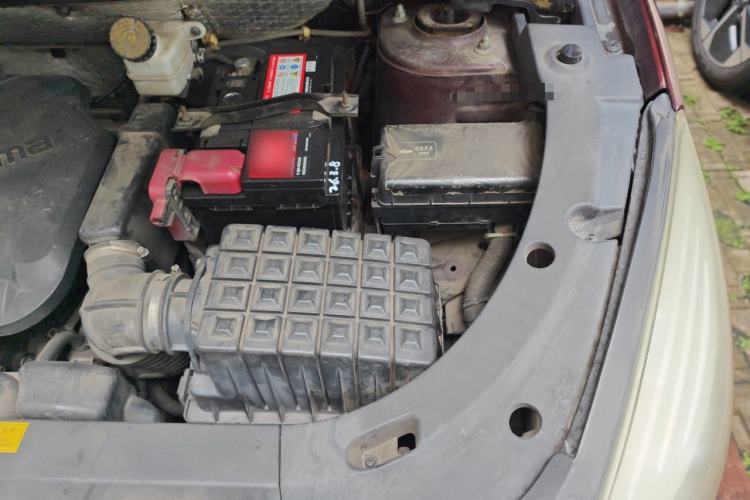 Used Haima S5 2014 1.6L Manual ZhiZun Version Engine Bay Left
