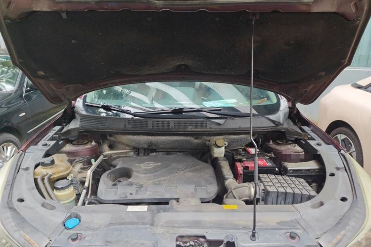Used Haima S5 2014 1.6L Manual ZhiZun Version Engine Bay
