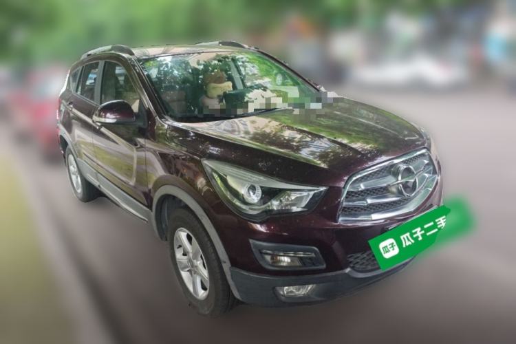 Used Haima S5 2014 1.6L Manual ZhiLe Model Front Right 45 Deg
