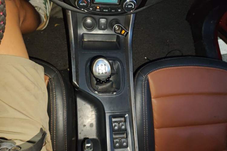 Used Haima S5 2014 1.6L Manual ZhiCheng Model Gear Lever