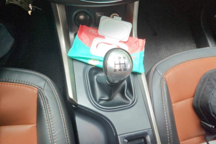 Used Haima S5 2014 1.6L Manual ZhiZun Version Gear Lever