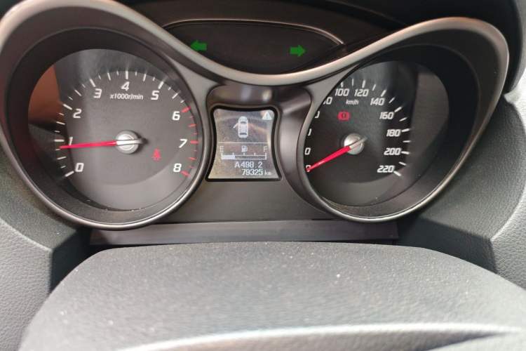 Used Haima S5 2014 1.6L Manual ZhiLe Model Odometer Close Up