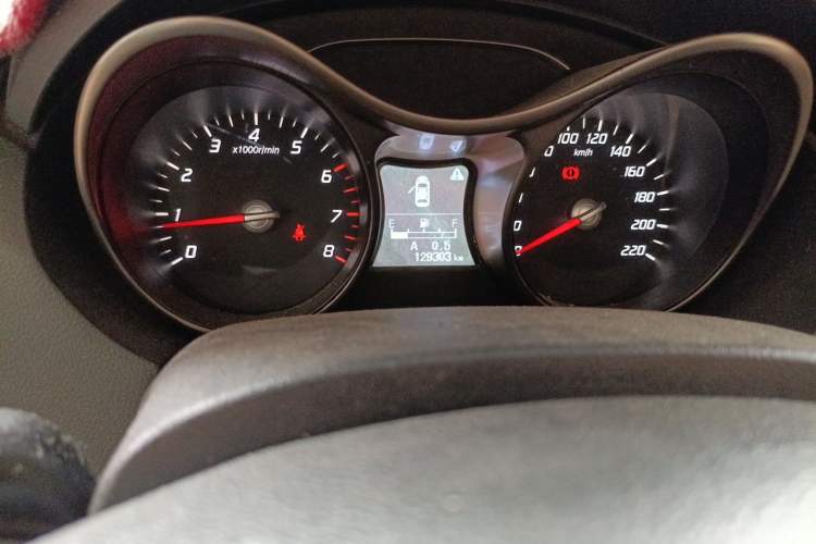 Used Haima S5 2014 1.6L Manual ZhiLe Model Odometer Close Up